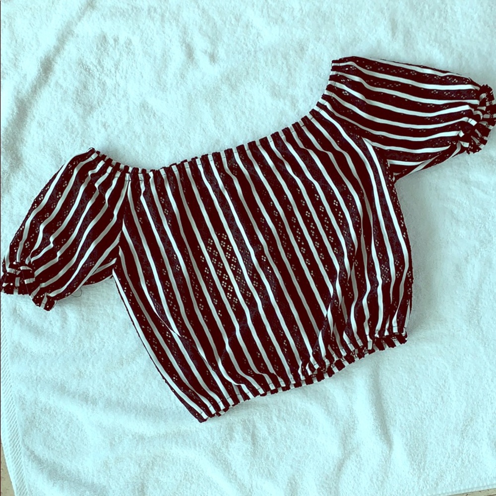 JCL black/white off the shoulder Crop Top